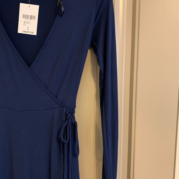 Wrap dress - Picture 3 of 3